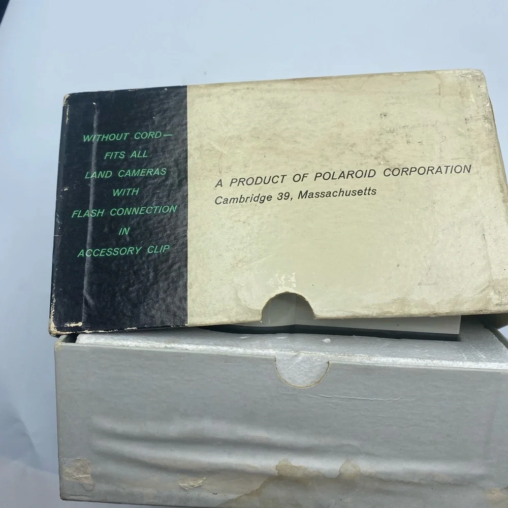 Vintage Camera Light, 1960's Polaroid Wink Light Model 250 in Original Box